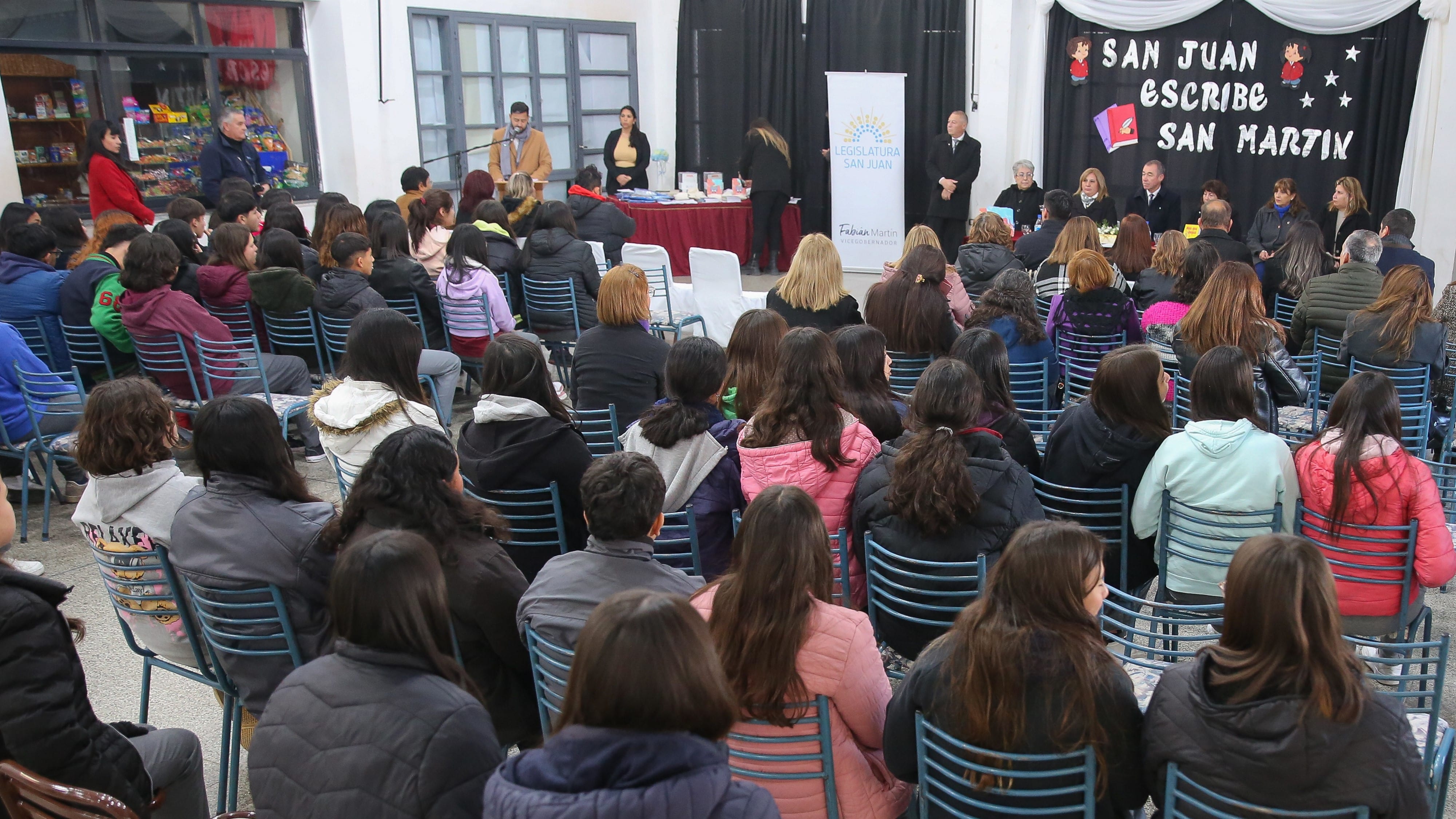 Incentivar la lectura y la escritura a través del concurso literario