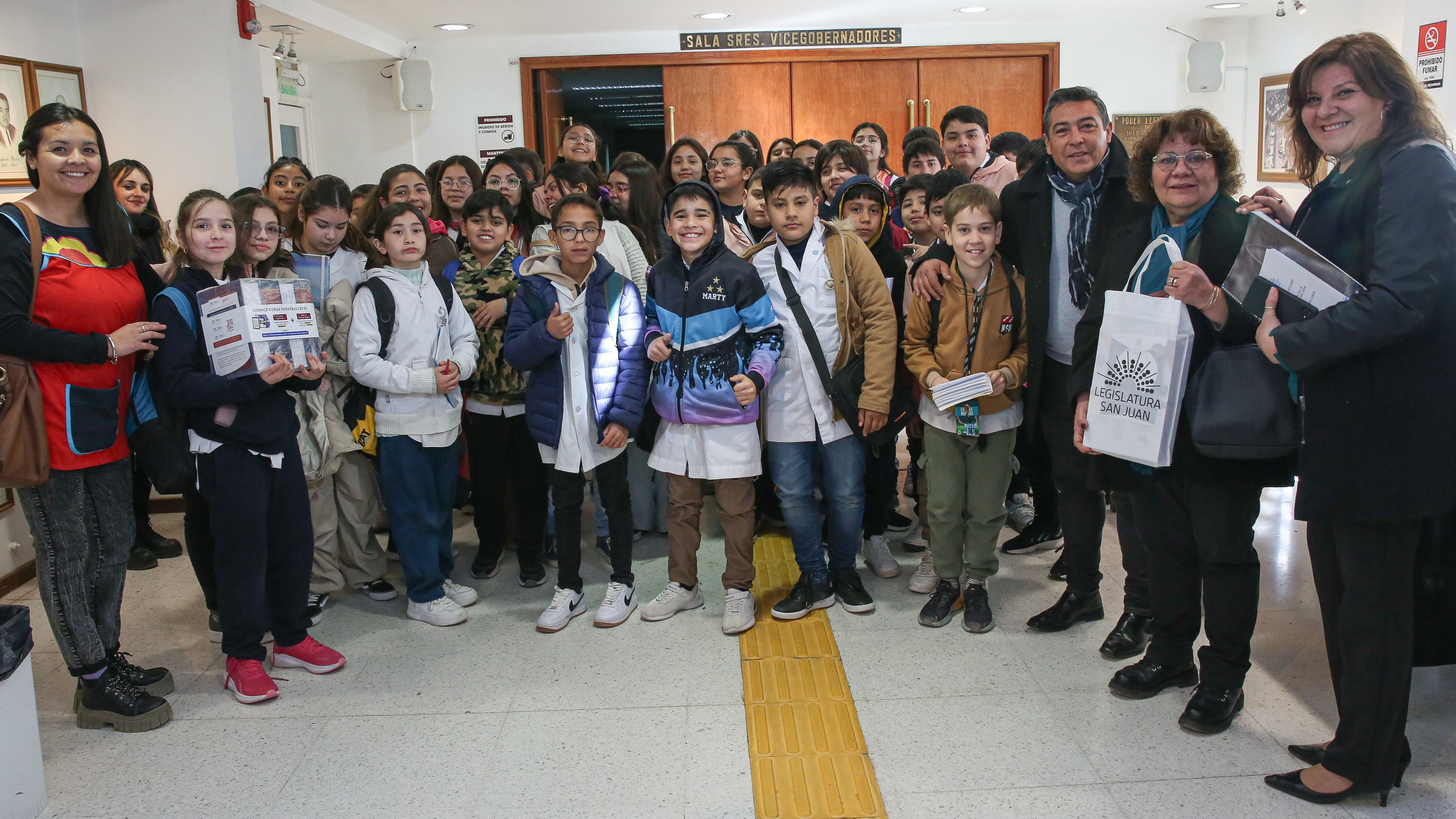 Dos instituciones visitan la Casa de Todos