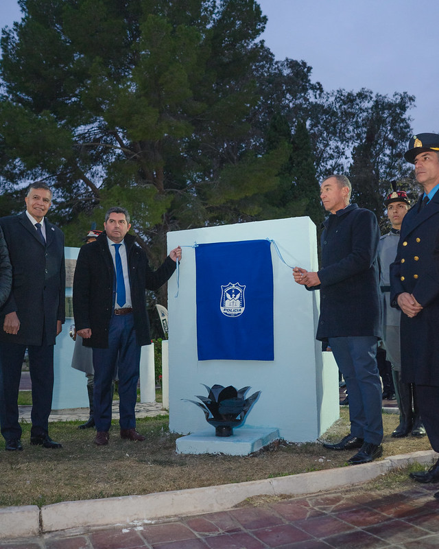 El vicegobernador estuvo presente en el acto del 85° aniversario de la Educación Policial