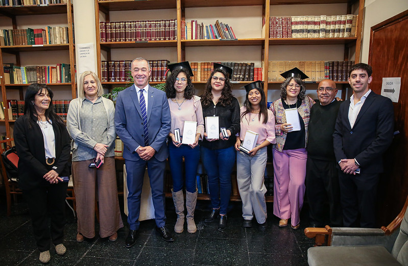 Biblioteca Sarmiento Legislador: homenaje a sus Usuarios Estudiantes