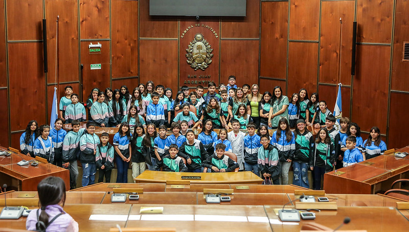 Estudiantes de Pocito conocen la Legislatura