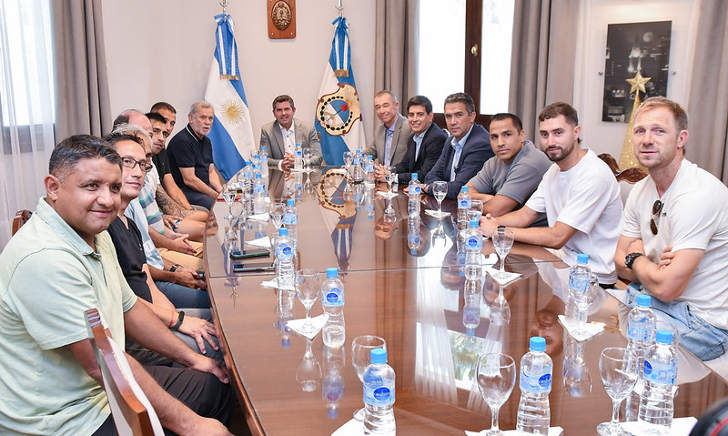 Reconocimiento al plantel campeón de San Martín