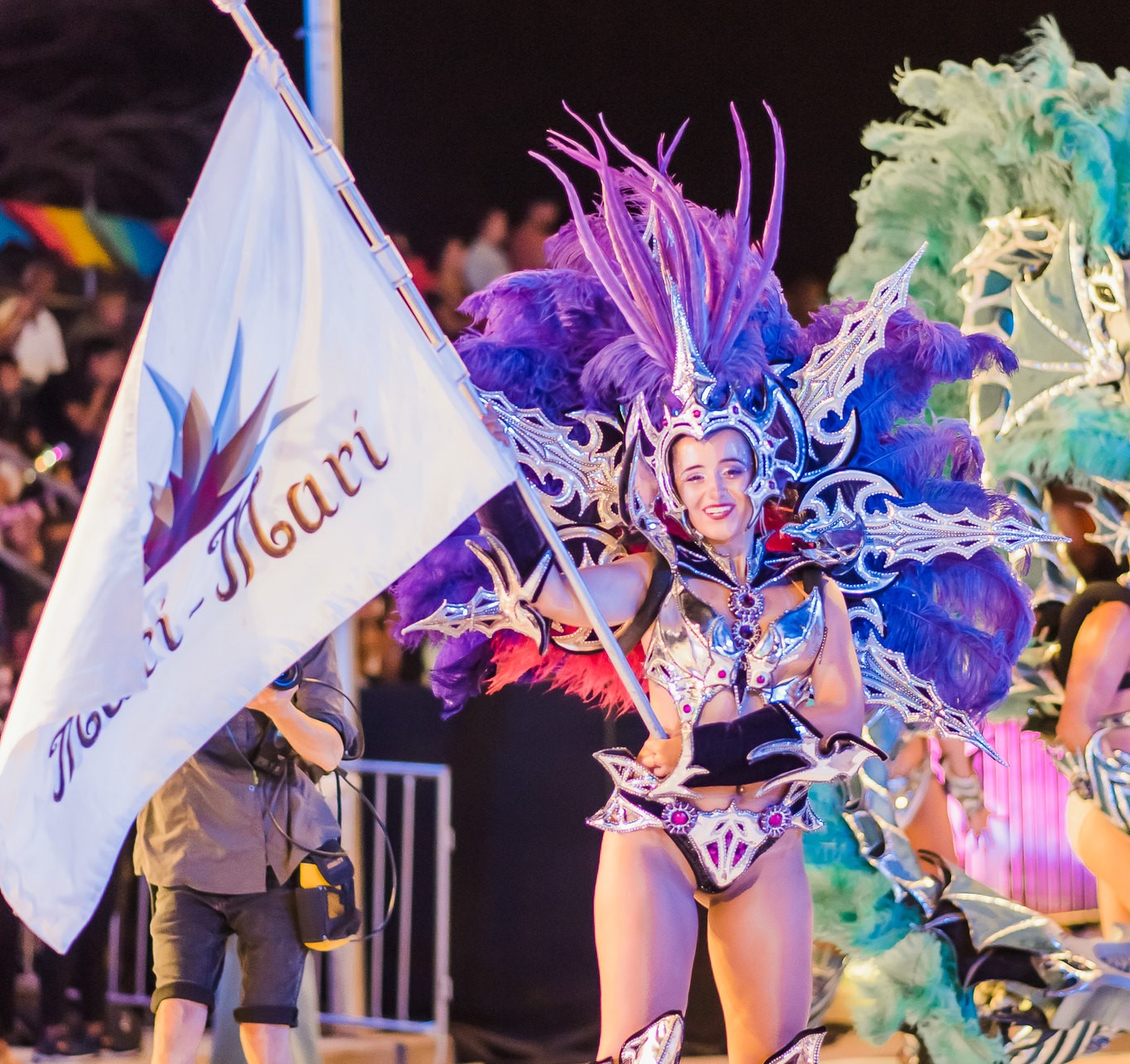 Fabián Martín presente en la apertura del Carnaval de Chimbas