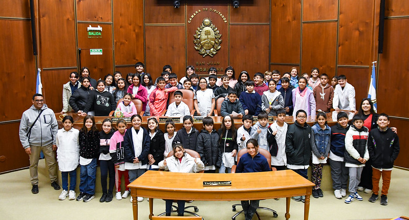  La escuela Carlos María de Alvear visitó la Casa de Todos
