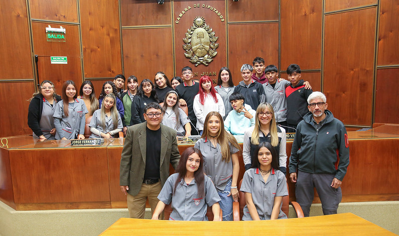 La escuela Froilán Ferrero presente en la Legislatura 