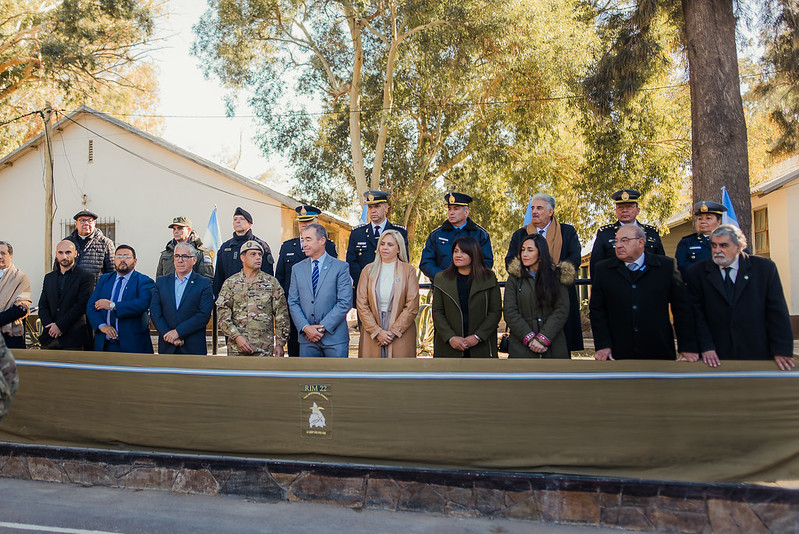 Homenaje a los Héroes de Malvinas en el Día de la Máxima Resistencia