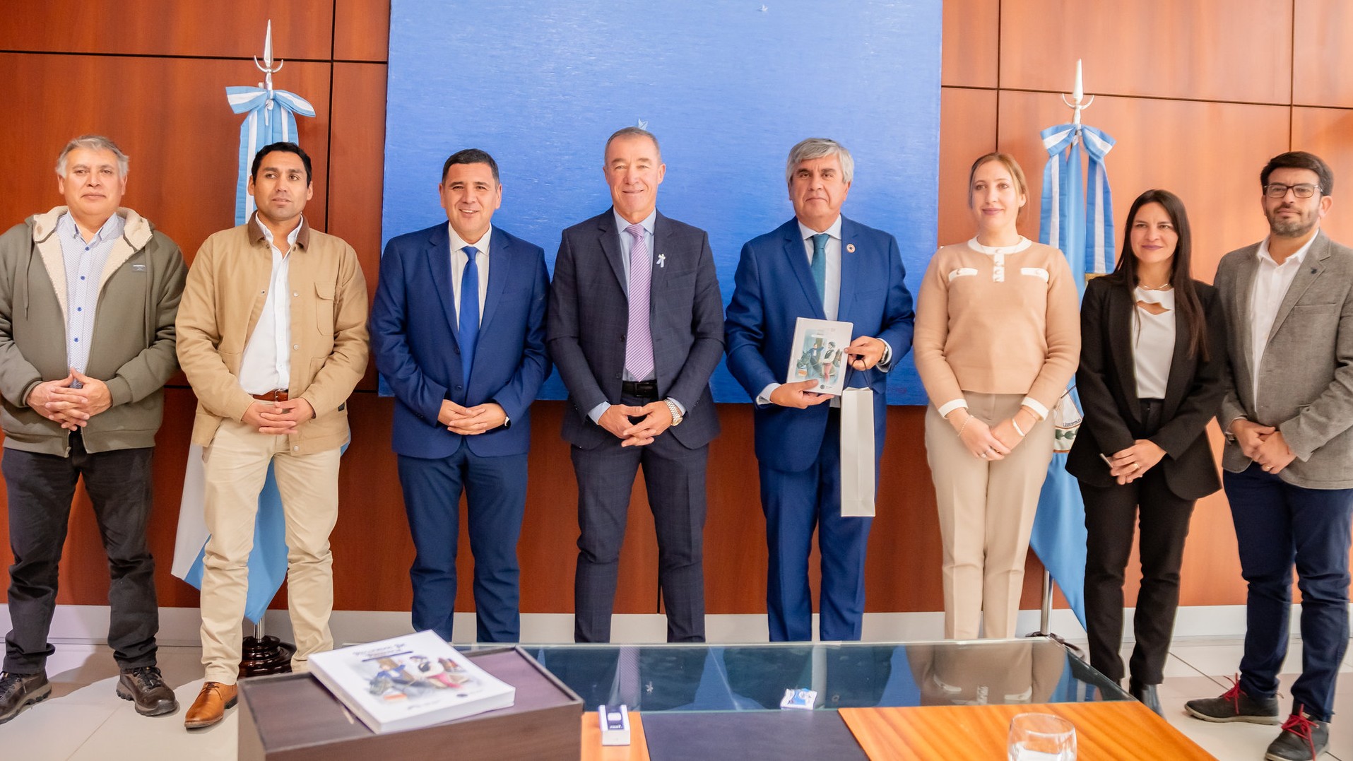 Autoridades de Monte Patria y Vicuña visitaron la Legislatura Provincial