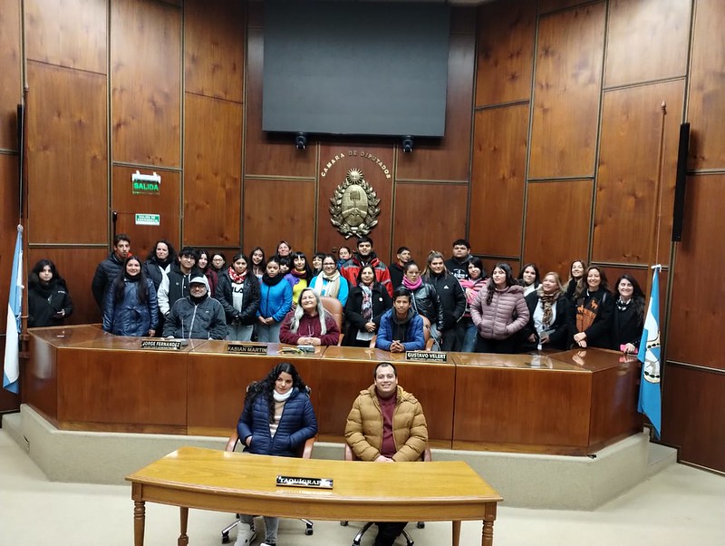 Estudiantes de una escuela de Capacitación Laboral visitó la Legislatura