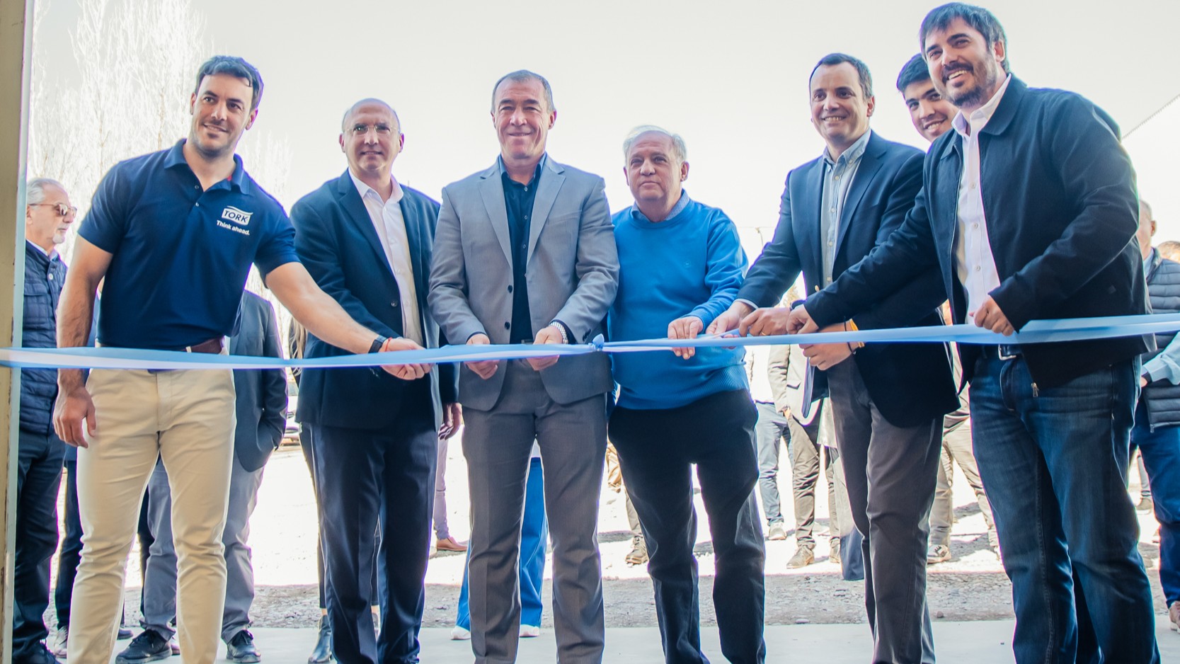 Essity inauguró nueva línea de producción en San Juan