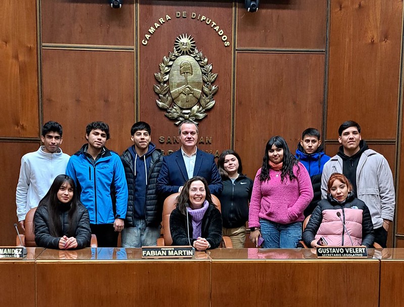 El colegio Provincial de Chimbas conoció la Legislatura