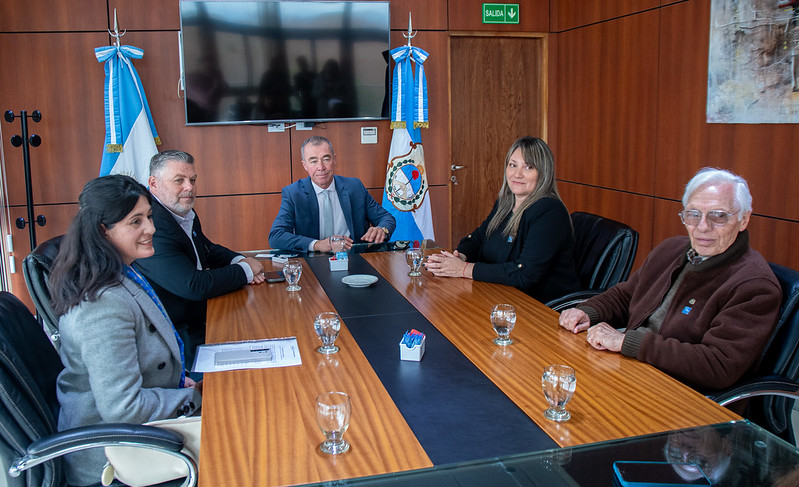 El vicegobernador recibió a representantes del Rotary Internacional.