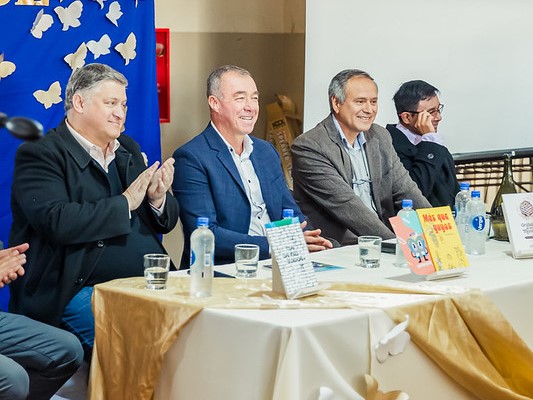 Presentación del certamen “San Juan Escribe” en 25 de Mayo