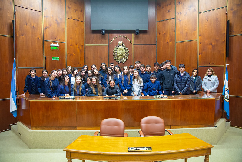 El colegio La Inmaculada Visita la Legislatura con entusiasmo