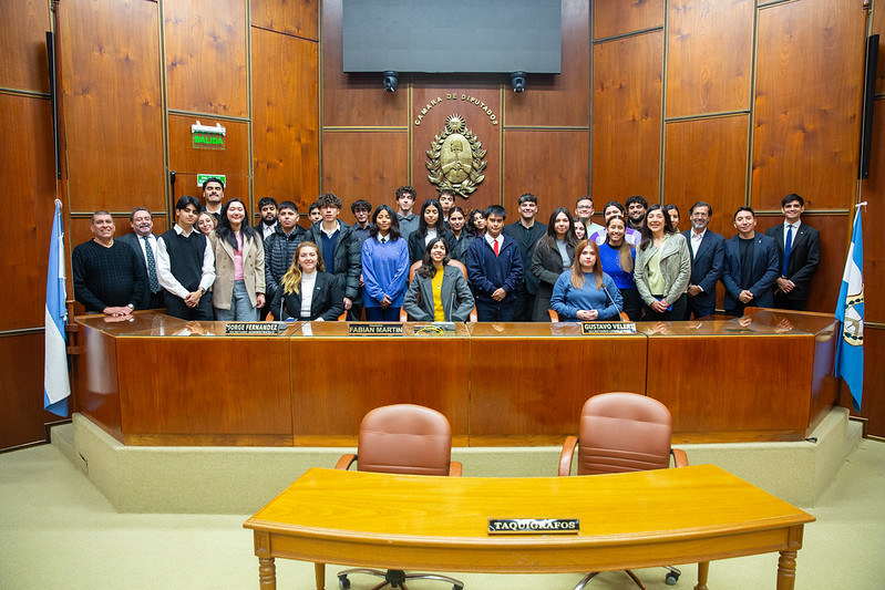 Futuros profesionales aprenden desde adentro del Poder Legislativo.
