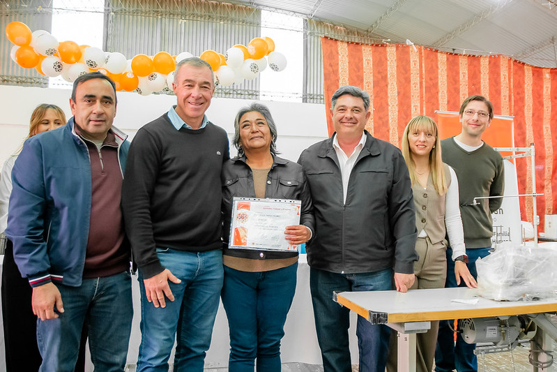 Fabián Martín encabezó una jornada de apoyo social y productivo en Iglesia