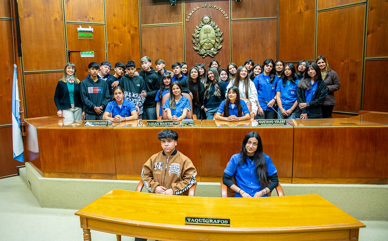 Más estudiantes del colegio Nacional Pablo Cabrera en la Legislatura
