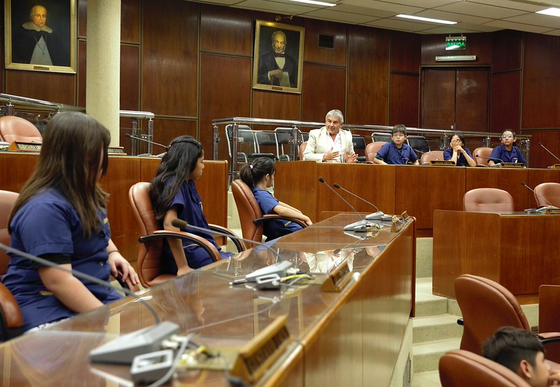 Desde Valle Fértil al Recinto Legislativo