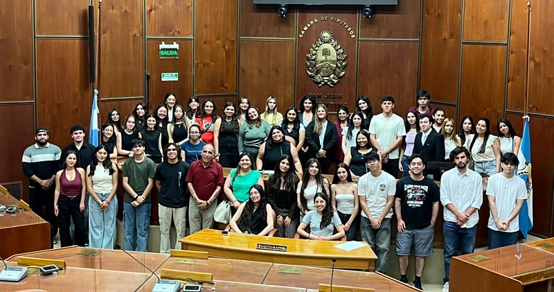 Universitarios visitaron la Casa de Todos