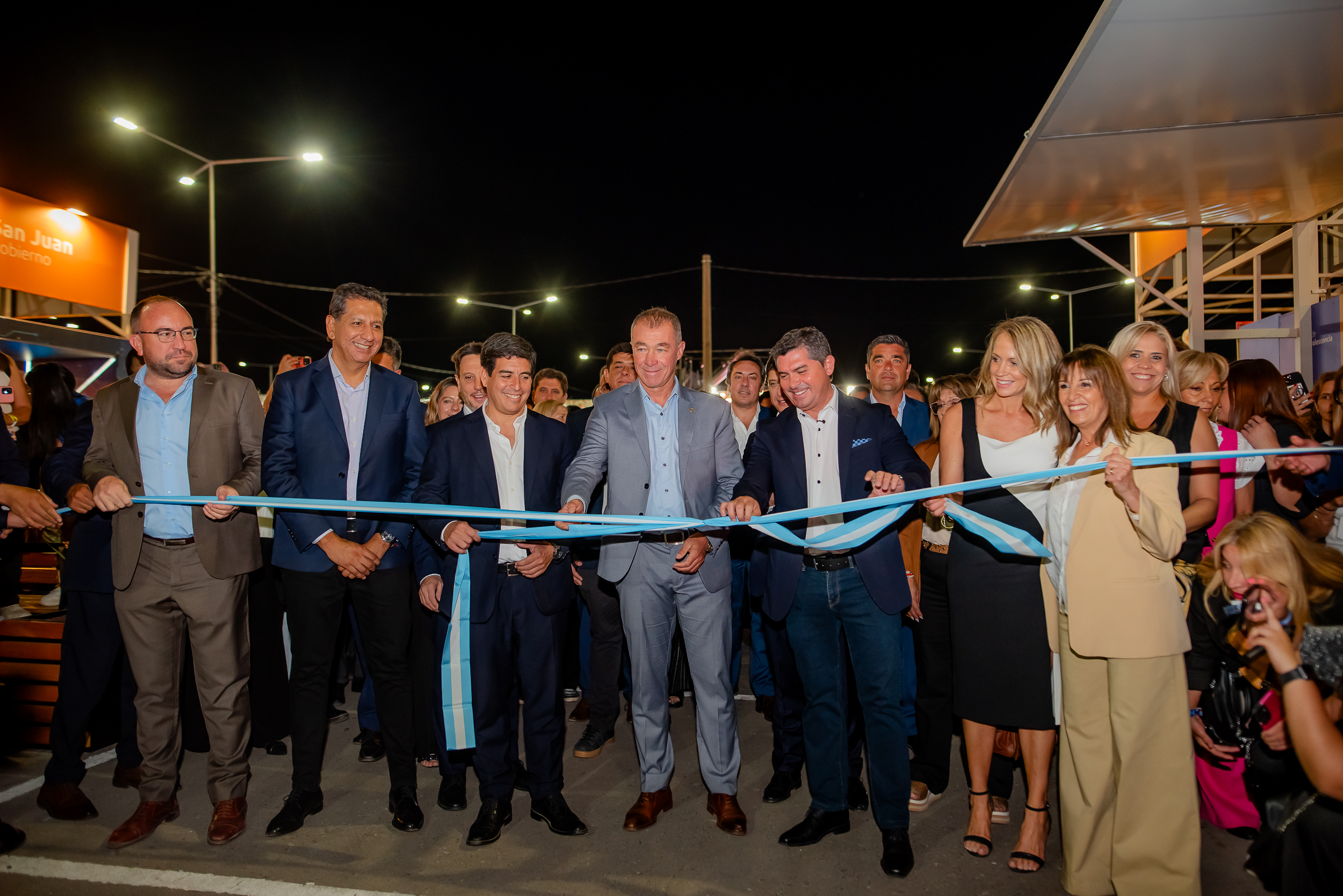 La Cámara de Diputados acompañó la apertura oficial de la FNS 2025