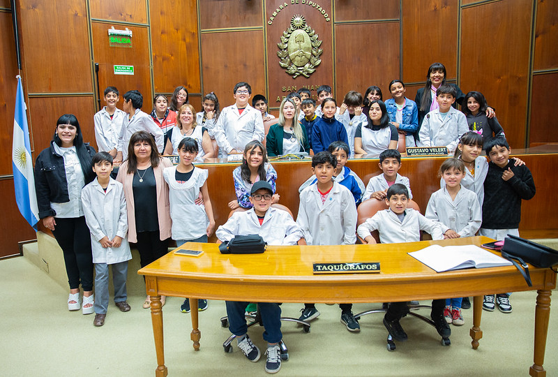 La Escuela Antonio Pulenta visitó la Casa de Todos