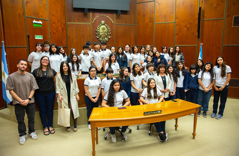El Colegio El Tránsito visitó la Legislatura