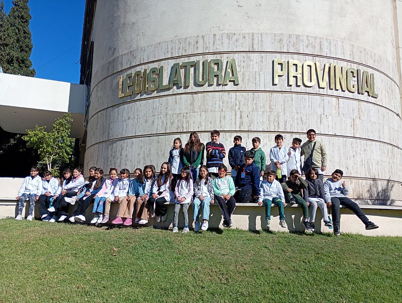 La escuela Provincia de Corrientes conoció el Poder Legislativo