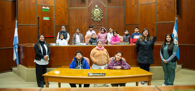 La escuela Alas Argentinas visitó la Casa de las Leyes 