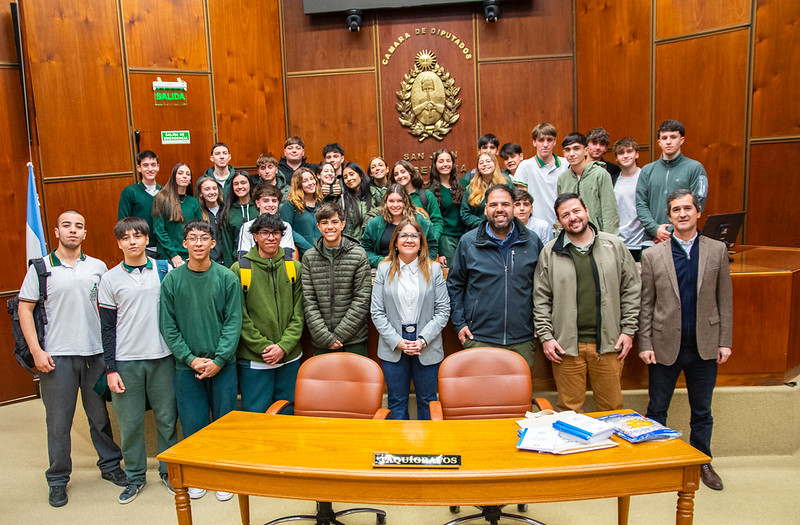 Estudiantes del Colegio Monseñor Dr. Audino Rodríguez y Olmos conocieron la Legislatura