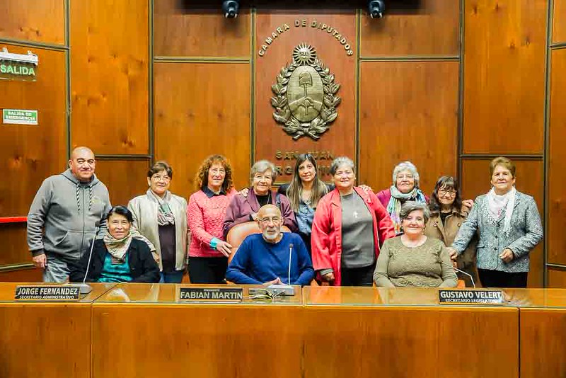 Jubilados visitaron la Casa de las Leyes