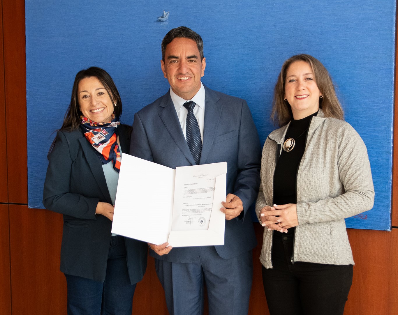 Entregaron resoluciones de interés a diversas instituciones