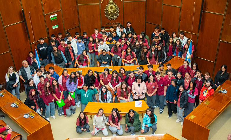 Alumnos de la Escuela Augusto Pulenta visitaron la Casa de Todos