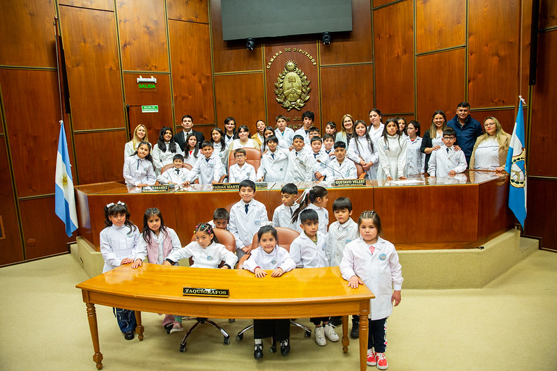 Estudiantes de Iglesia visitaron la Cámara de Diputados