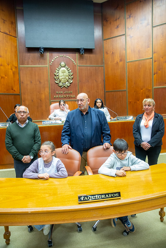 Desde Ullum llegaron para conocer la Legislatura