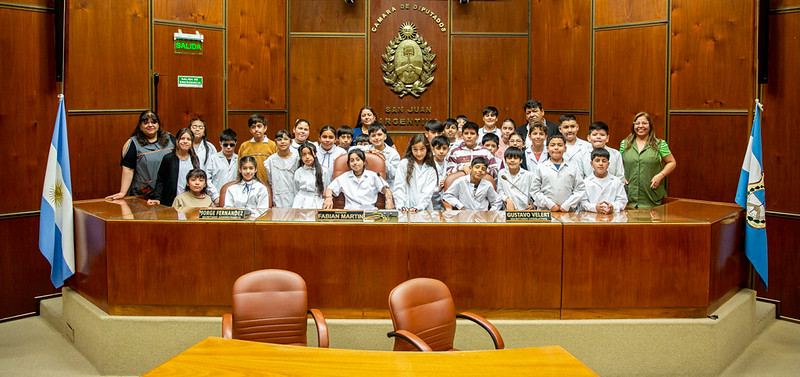 Desde Zonda se acercaron a conocer la Cámara de Diputados