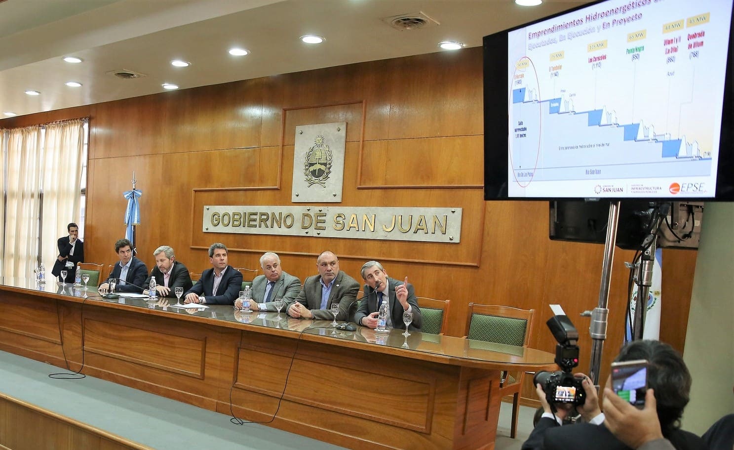 Lanzamiento de la Licitación Pública Internacional de la Etapa II - El Tambolar.