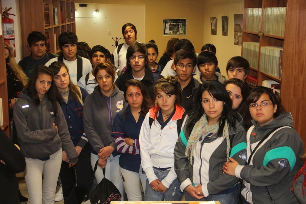 Estudiantes del colegio Gral. San Martín presentes en la Legislatura Provincial