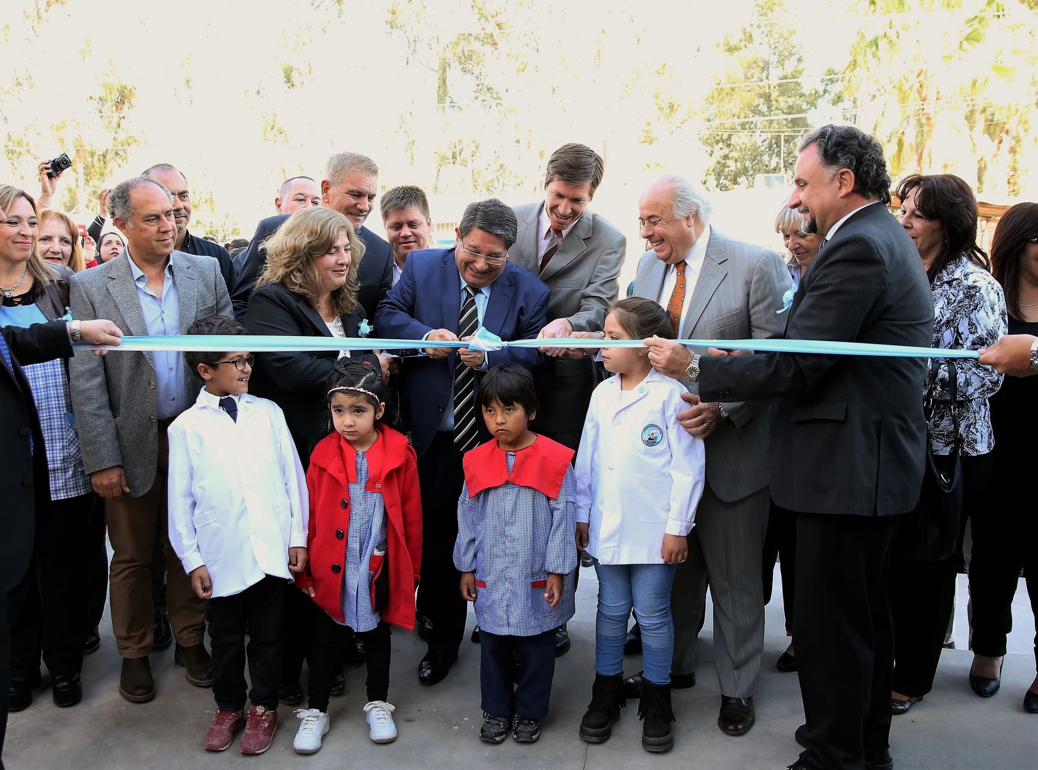 Inauguraron obras de ampliación de la escuela “Albert Einstein”.