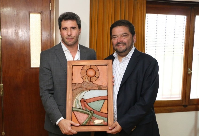 El vicegobernador Sergio Uñac recibió la visita protocolar del Alcalde de Coquimbo, Cristian Galleguillos.