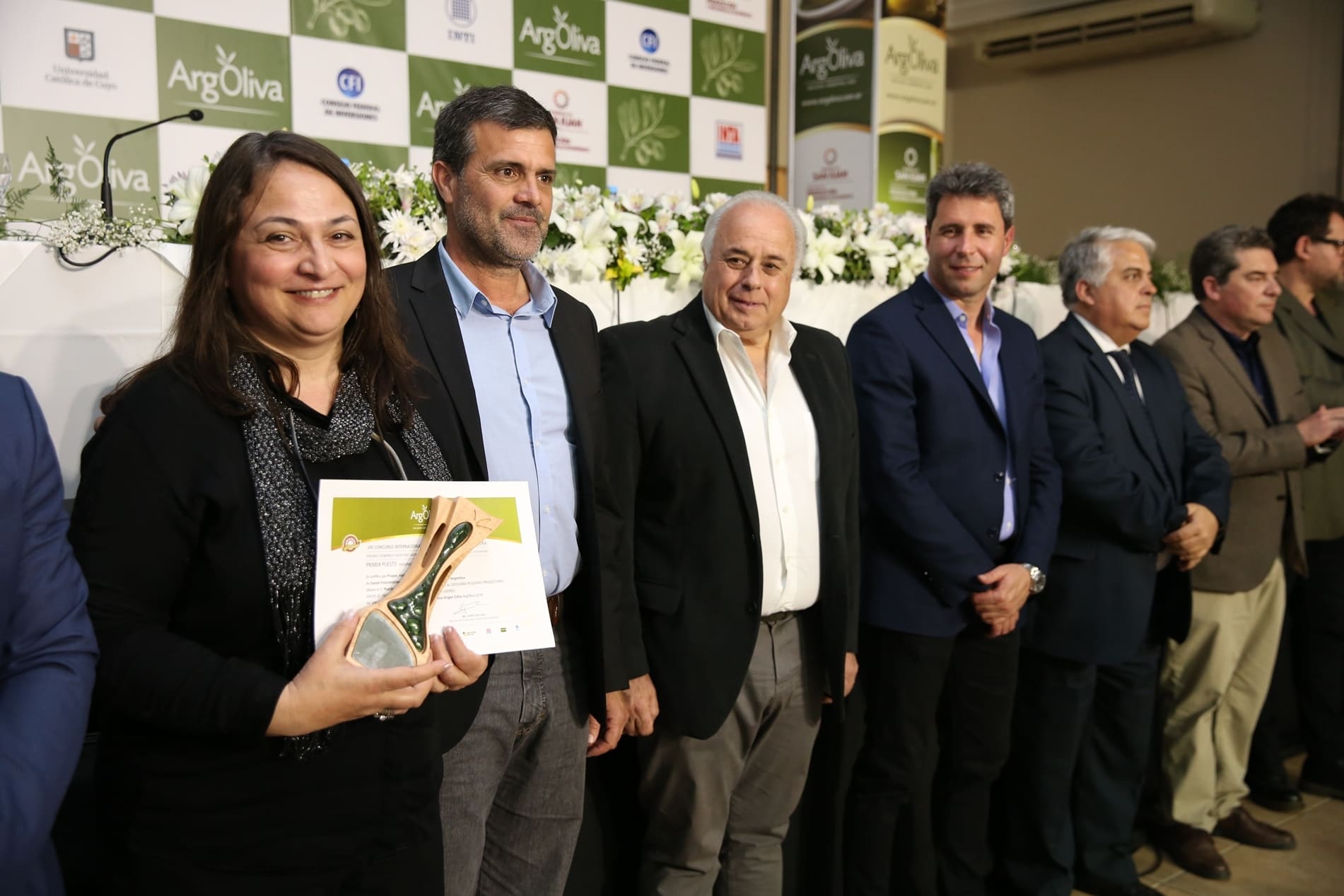 Entregaron los premios del concurso Internacional de Aceites de Oliva. 