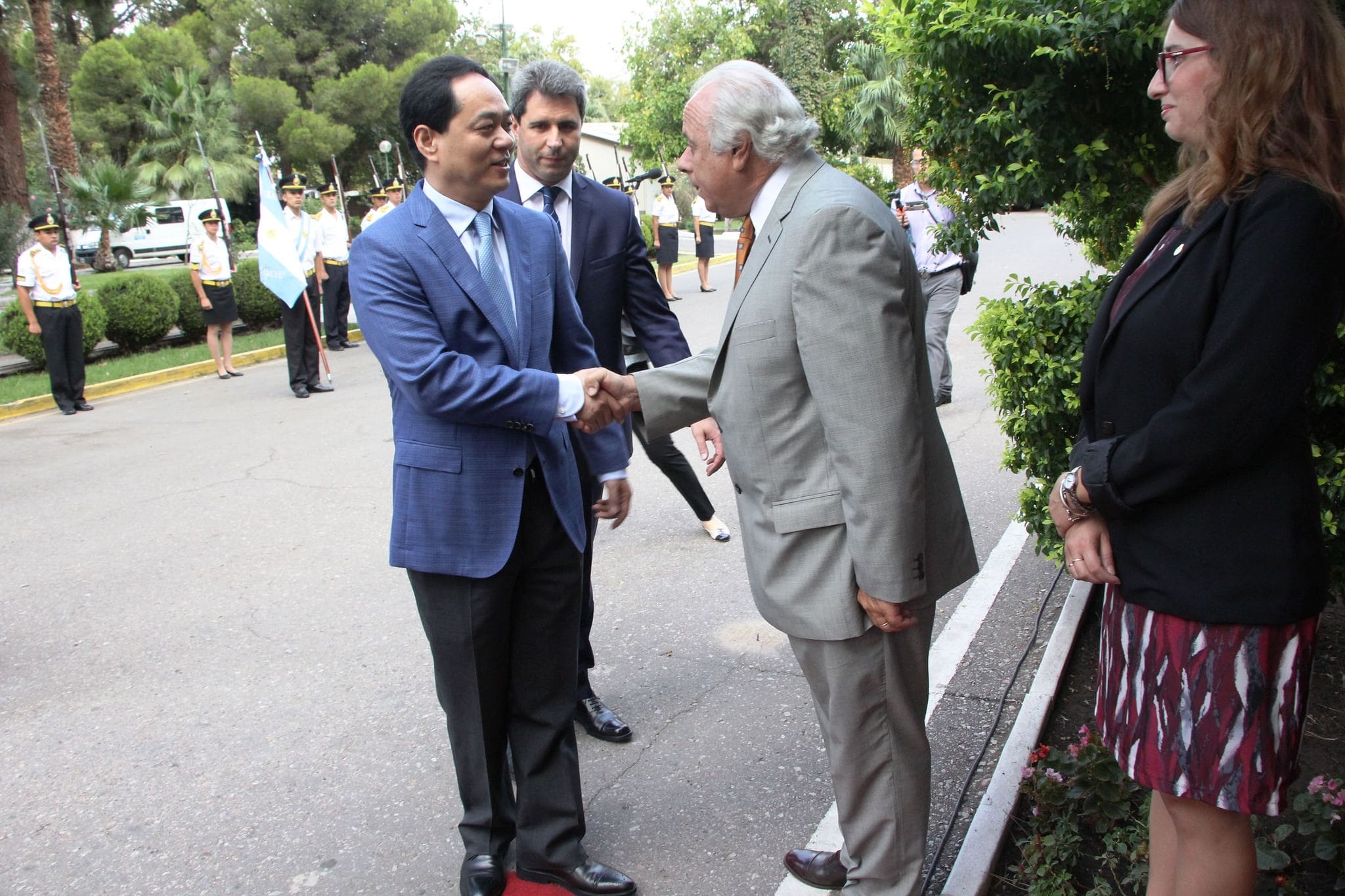 Visita del embajador de la República China en la República Argentina