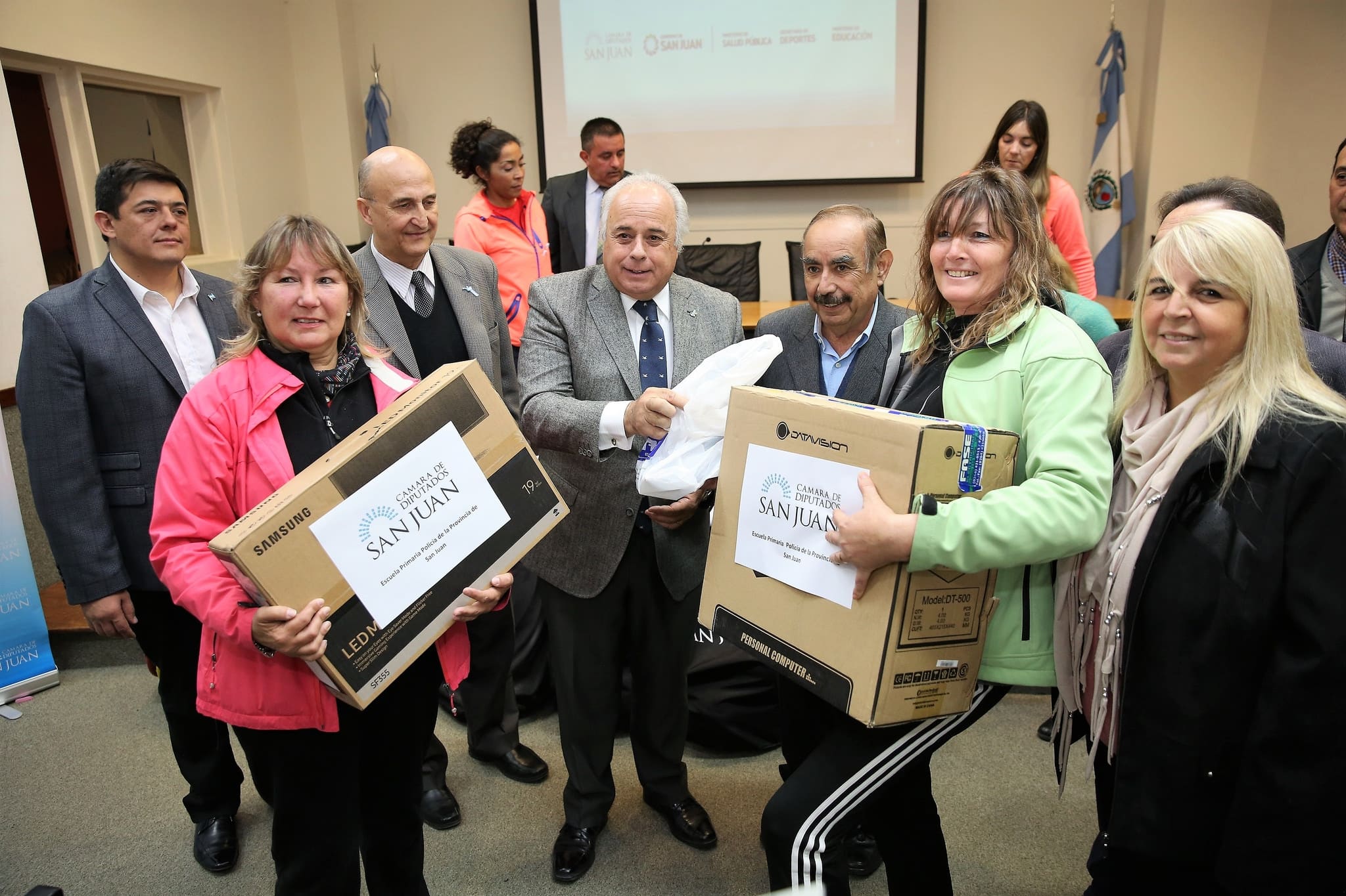 Entregaron los premios del Maratón del Movimiento.