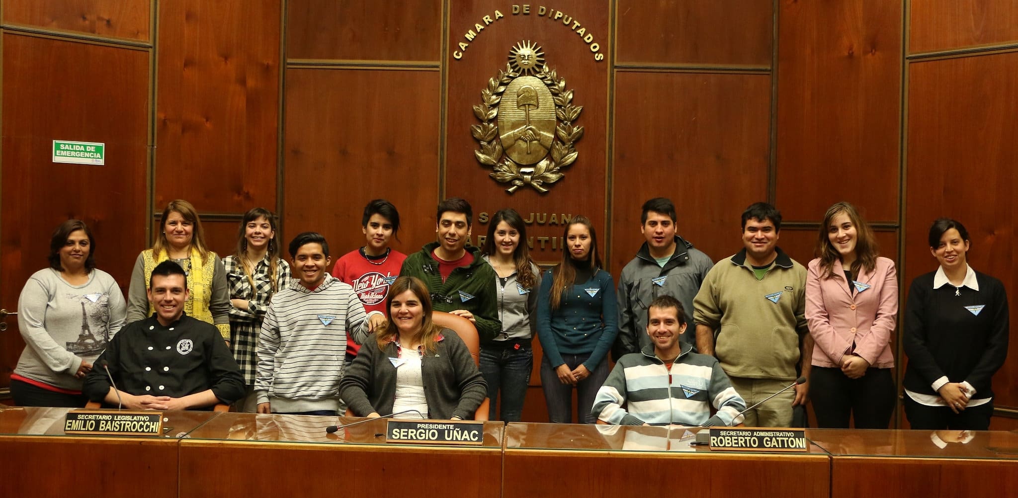Los jóvenes estudiantes conocieron el Recinto de Sesiones de la Legislatura Provincial.
