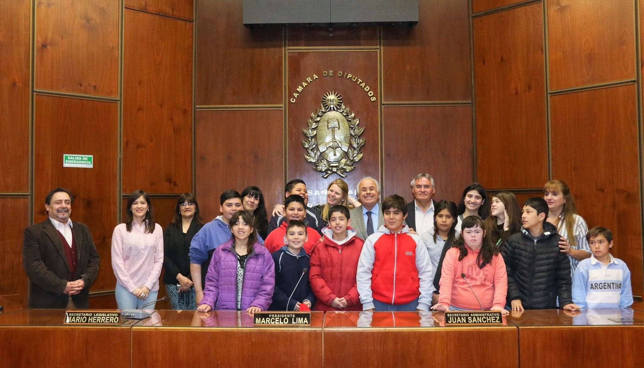 Estudiantes de la escuela de Educación Especial "Carolina Tobar García", provincia de Buenos Aires, en la Cámara de Diputados. 