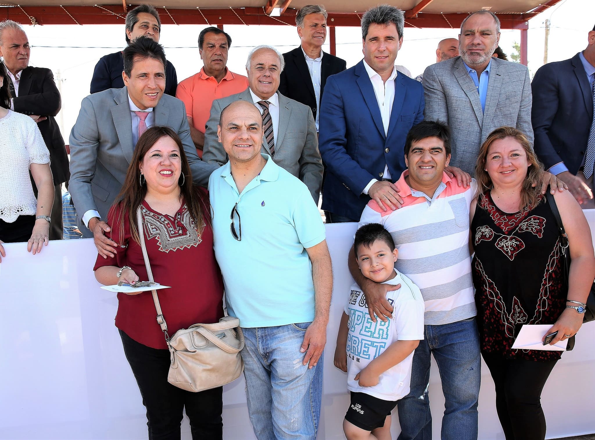 El vicegobernador Marcelo Lima en la entrega de sesenta y tres viviendas del Barrio Santa Lucía, Conjunto 5. 