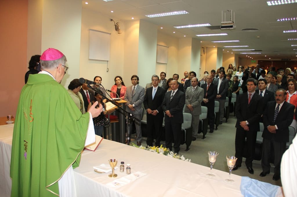 Celebración de la misa por el "30 Aniversario de la Democracia en la Argentina " en la sala de "ex vicegobernadores"