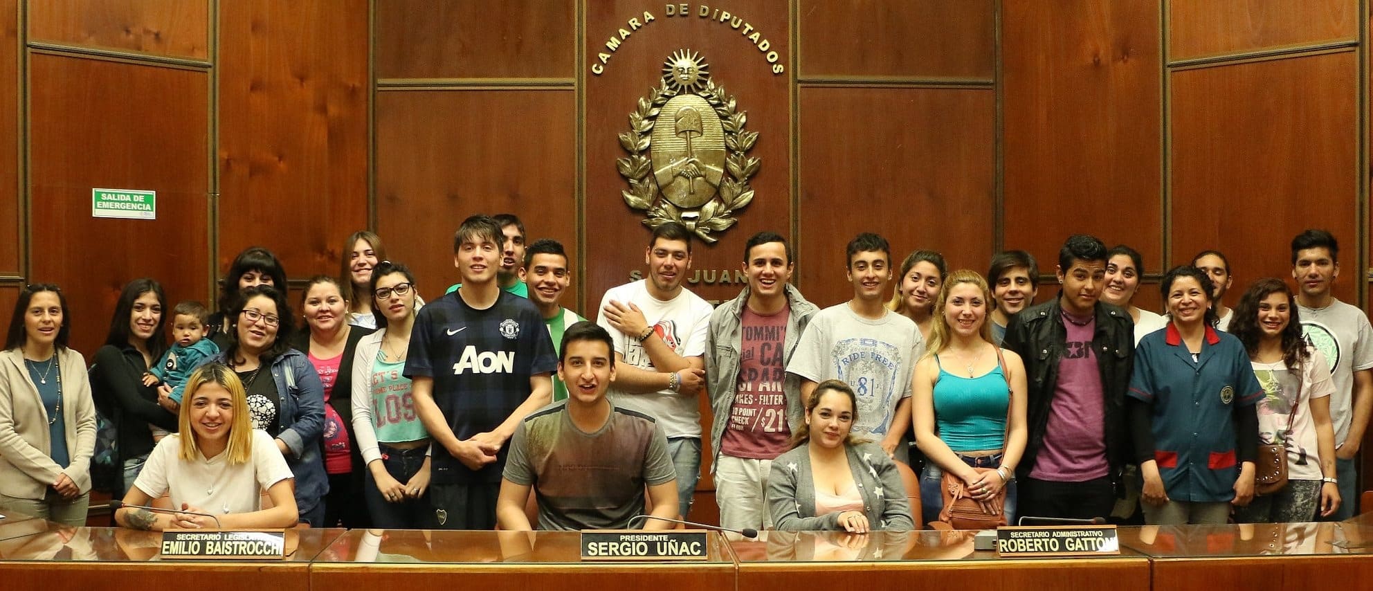 Los jóvenes capitalinos conocieron el Recinto de Sesiones de la Legislatura Provincial.