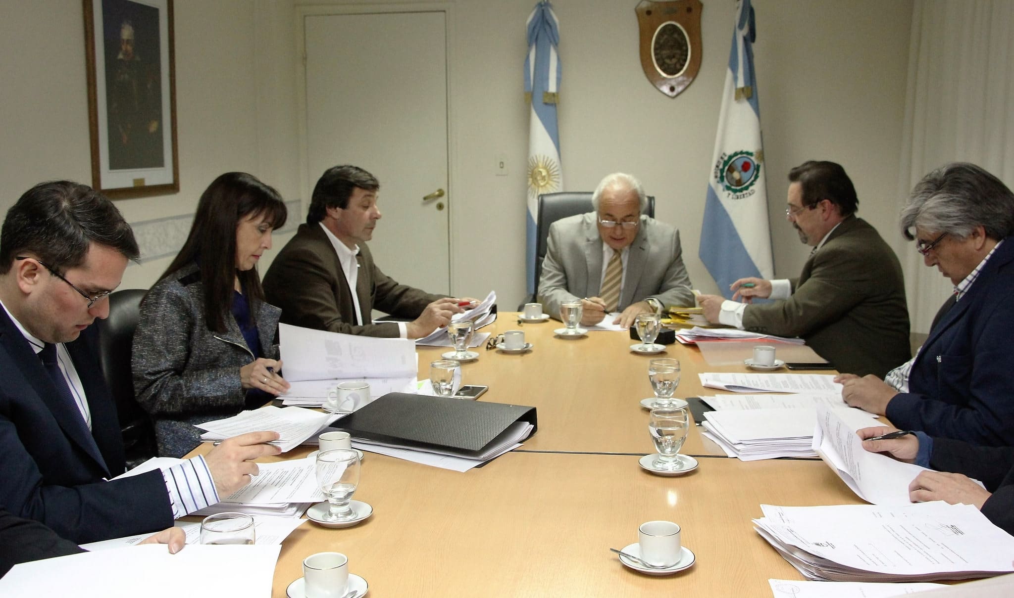 El vicegobernador Marcelo Lima junto al secretario Legislativo, Mario Herrero y presidentes de bloques de la Cámara de Diputados, en la reunión de Labor Parlamentaria. 