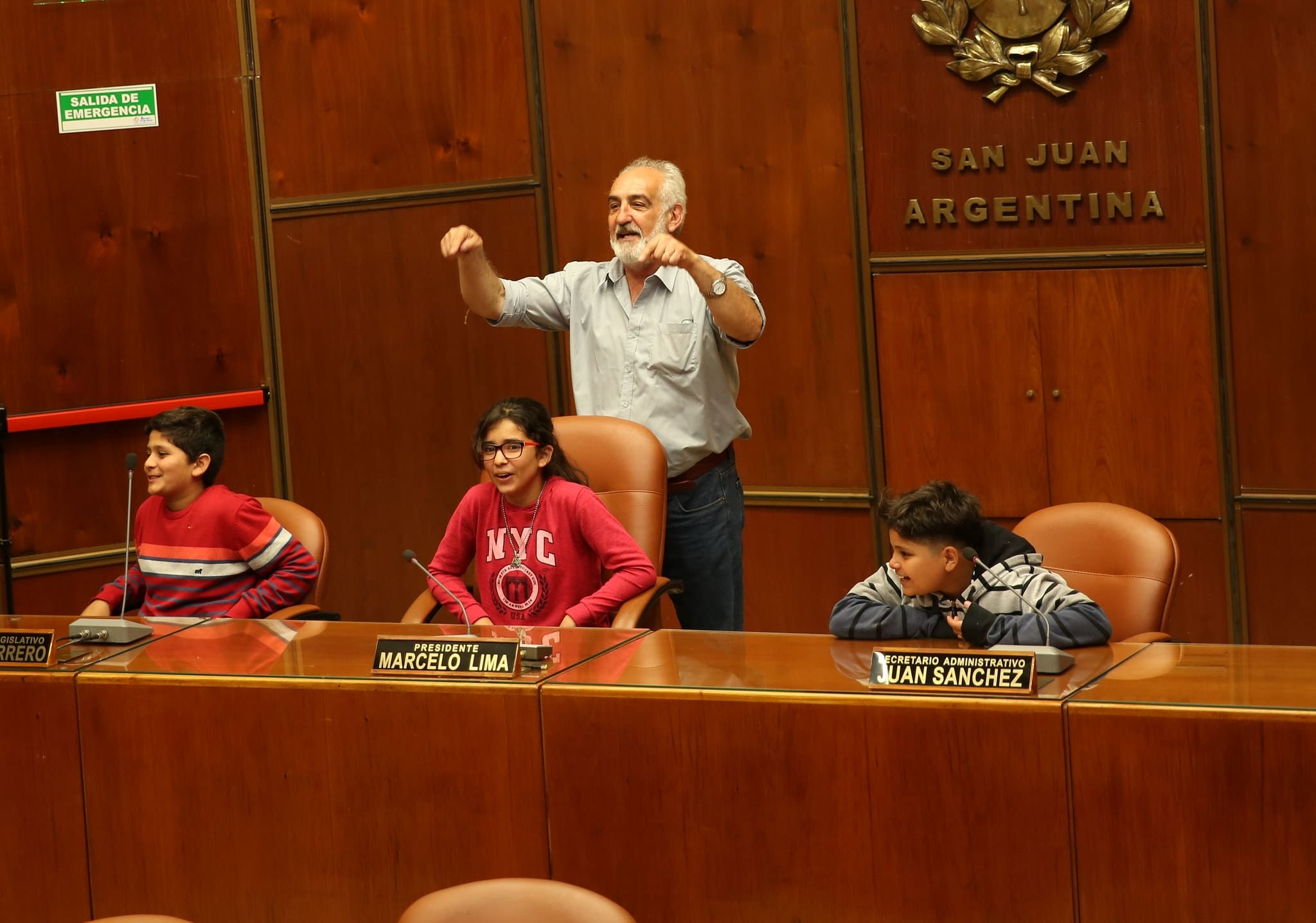 Desde Valle Fértil llegaron para conocer la Cámara de Diputados. 