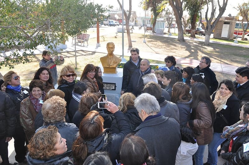 El vicegobernador Sergio Uñac encabezó el acto de homenaje a María Eva Duarte de Perón en Chimbas