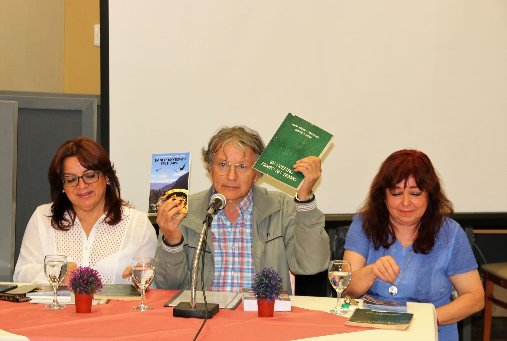 Presentación del libro "En nuestro tiempo sin tiempo" 